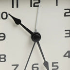 Petit Réveil Carré Chic