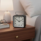 Petit Réveil Carré Chic