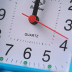 Petit Réveil de Voyage Ancien