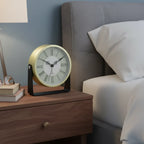 Réveil à pile design en Métal