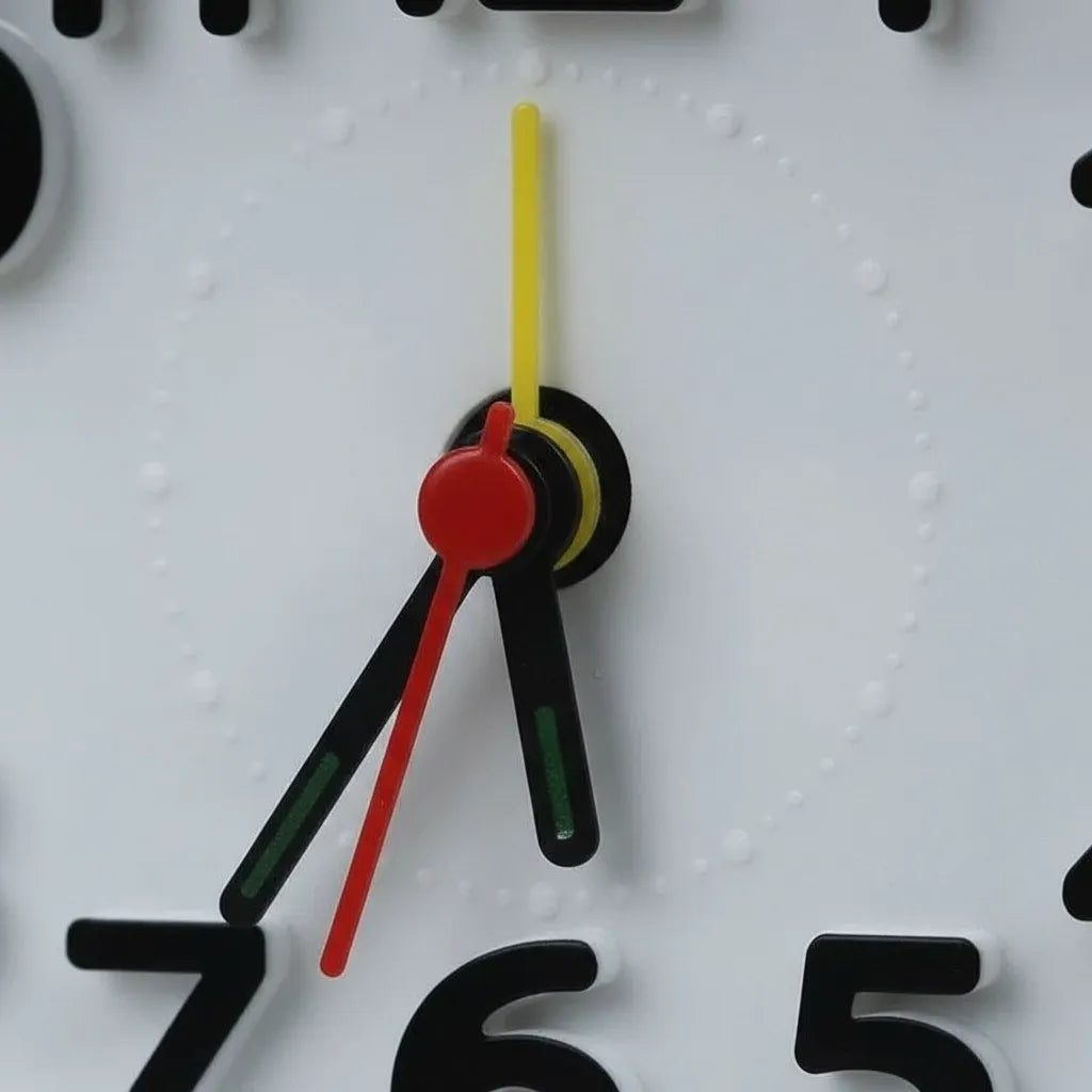 Réveil à Pile Sans Tic Tac Compact