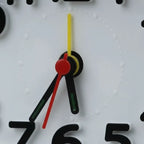 Réveil à Pile Sans Tic Tac Compact