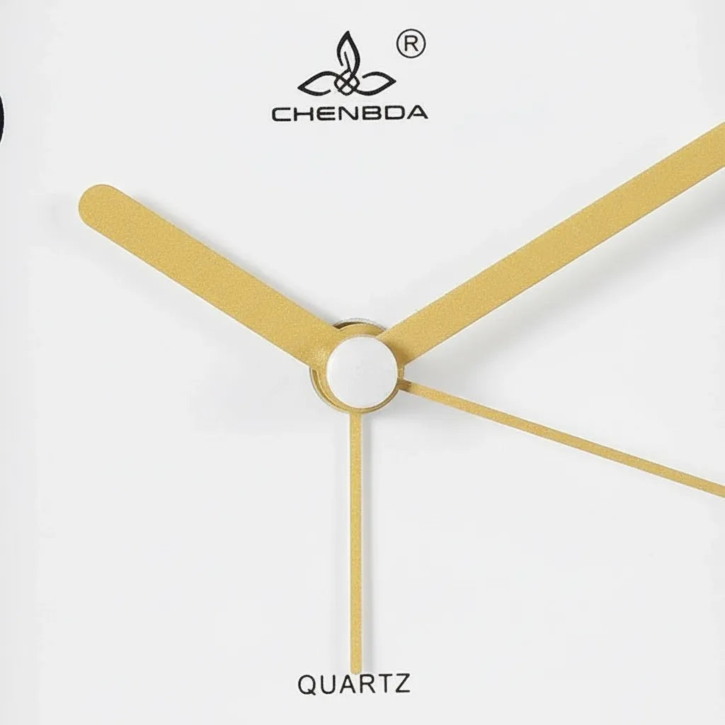 Réveil Analogique Carré Silencieux