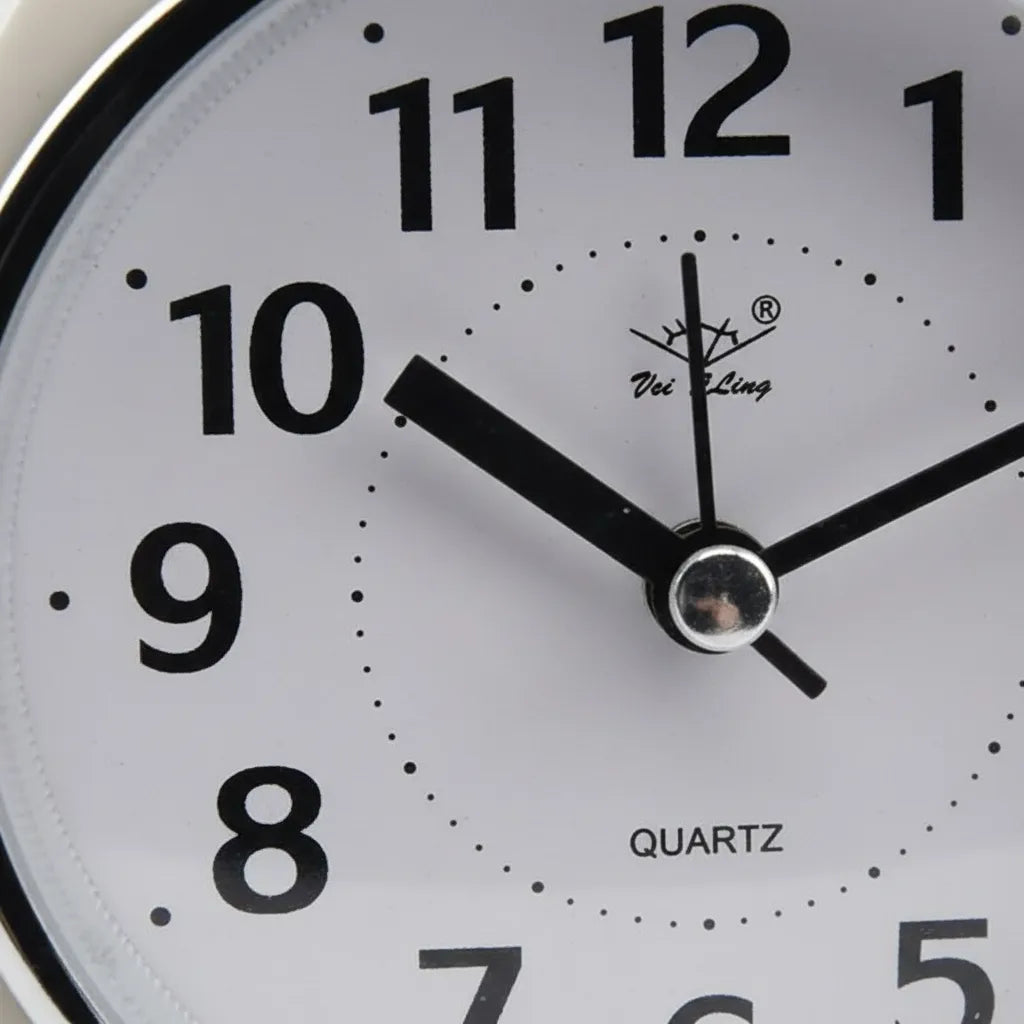 Réveil Analogique Gros Chiffres Design