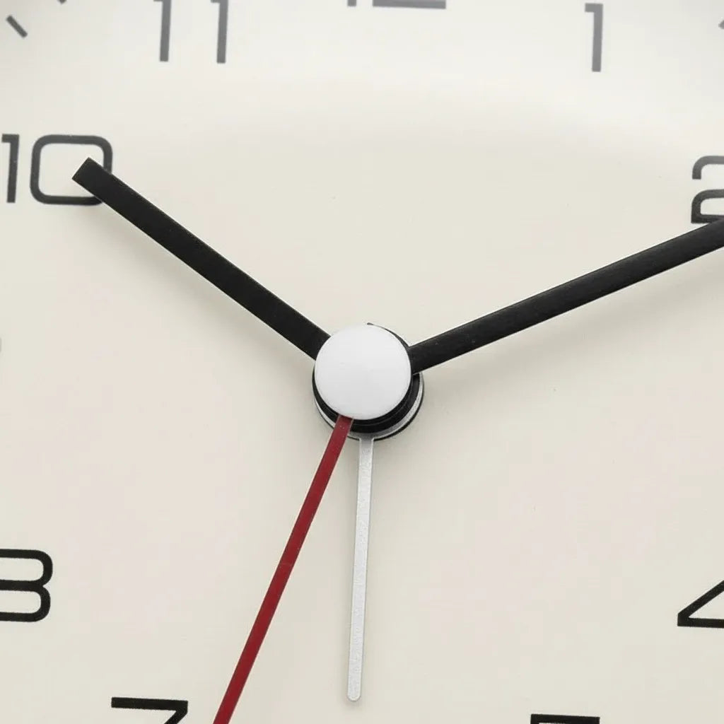 Réveil Analogique Trotteuse Silencieuse en Métal