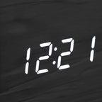 Réveil Cube Design Noir en Bois