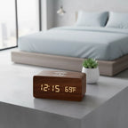 Réveil en Bois avec Chargeur à Induction