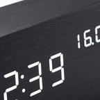 Réveil Moderne en Bois