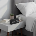 Réveil Moderne en Bois