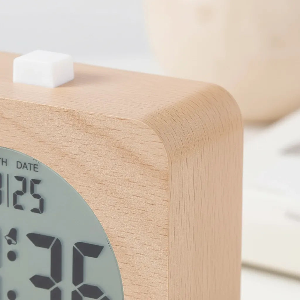 Réveil Numérique en Bois Élégant