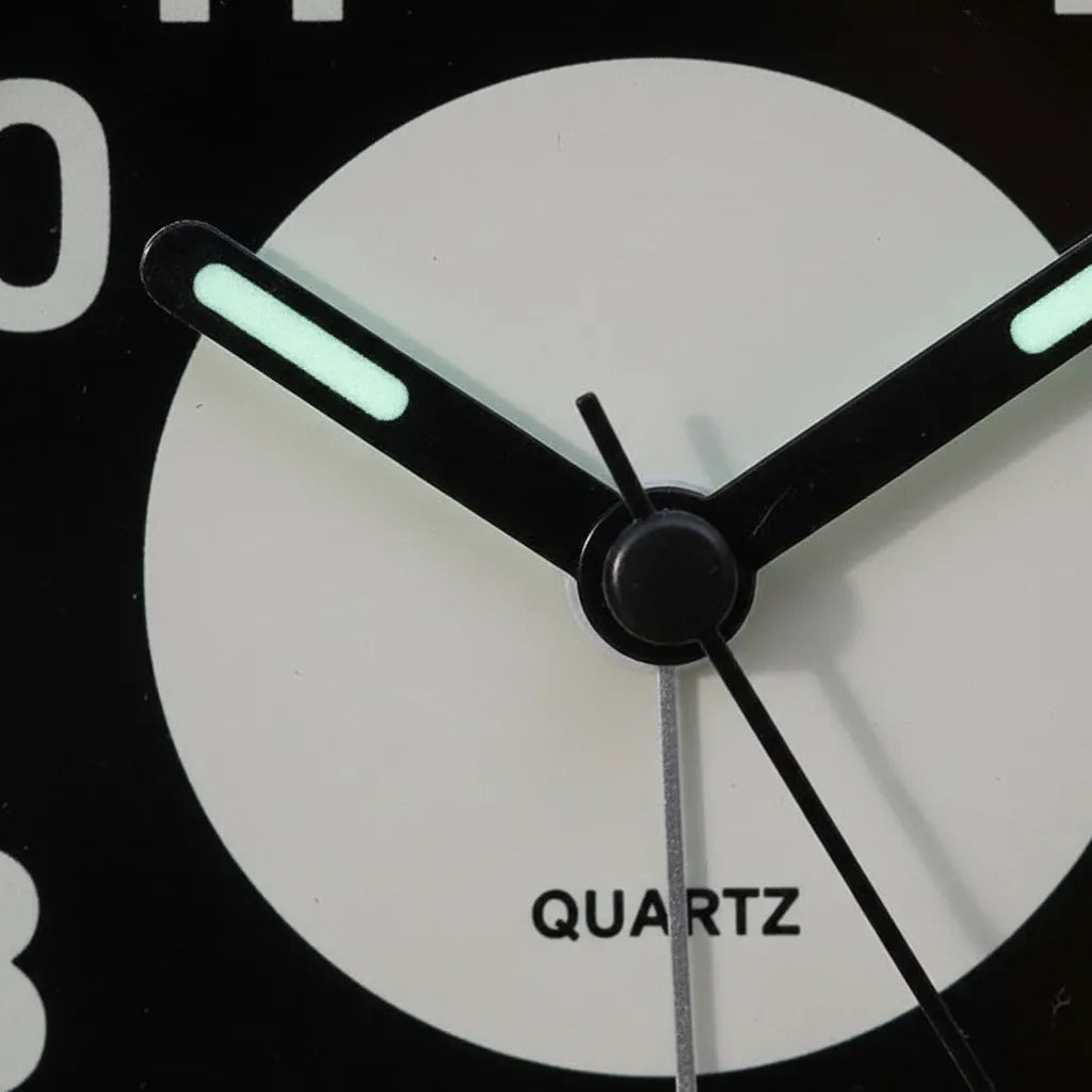 Réveil Simple à Pile Phosphorescent