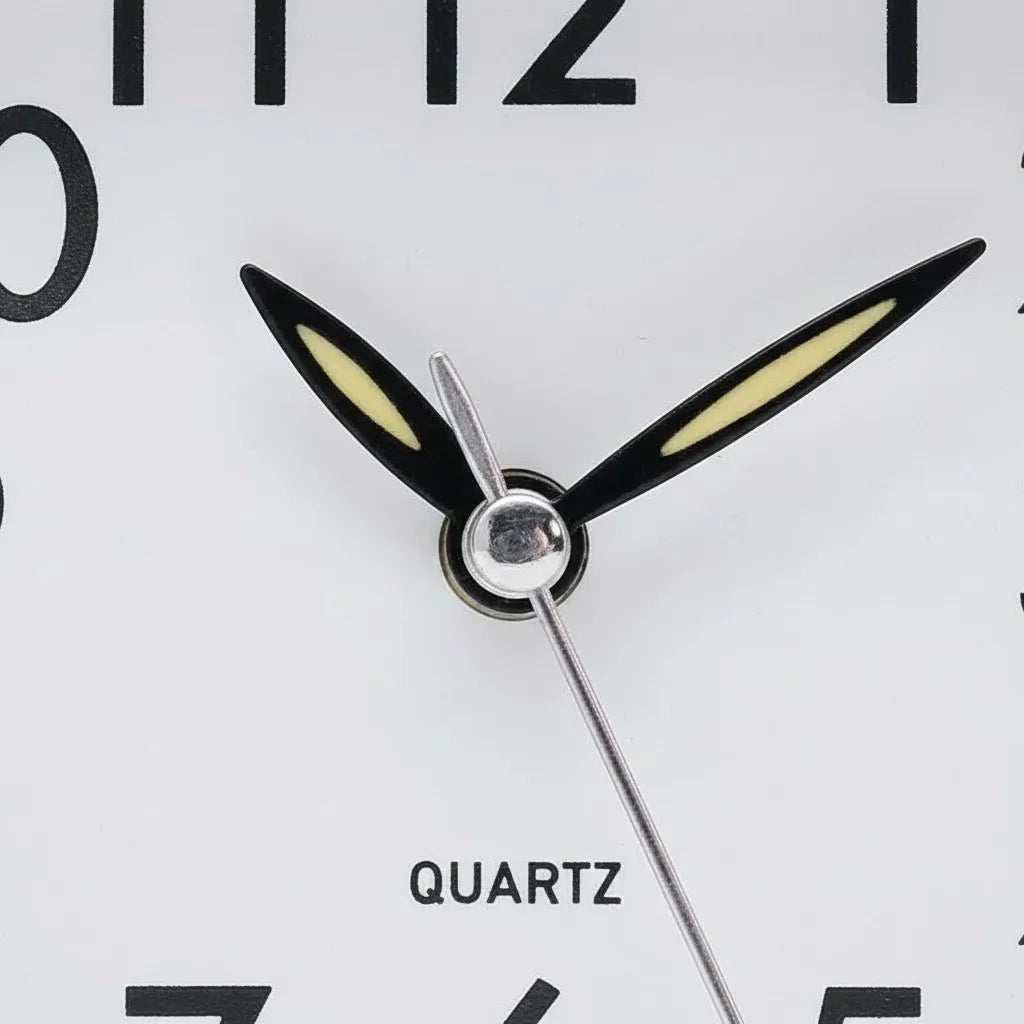 Réveil Simple Avec Pile Quartz
